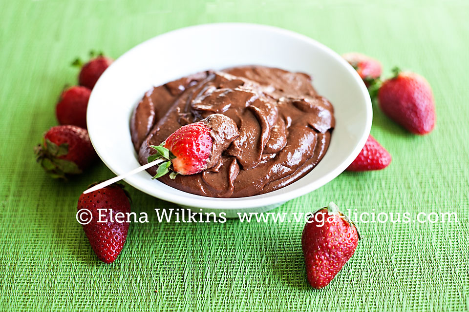 raw-chocolate-walnut-fondue-2