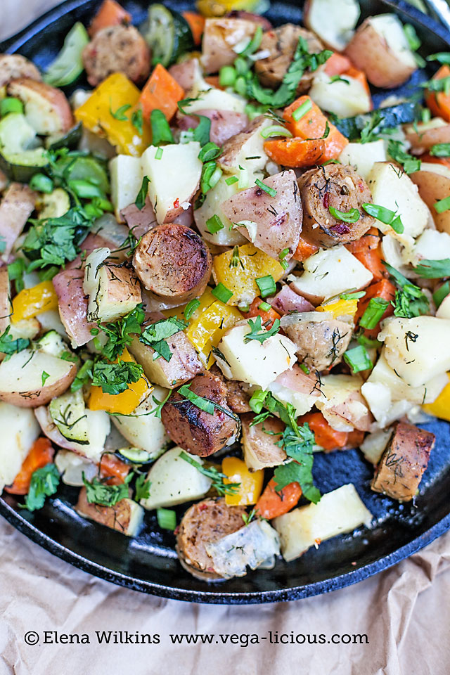 Easy to make, oven roasted vegan sausage and potatoes recipe. With only the simplest of ingredients this "one pot" meal is perfect for any family dinner.