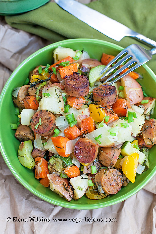 Easy to make, oven roasted vegan sausage and potatoes recipe. With only the simplest of ingredients this "one pot" meal is perfect for any family dinner.