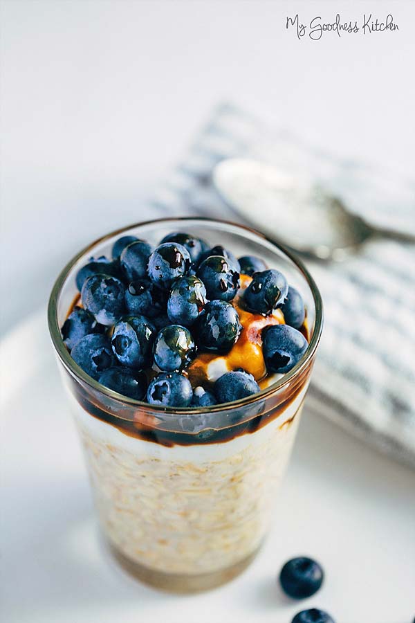 This Overnight Oats with Coffee and Blueberries recipe takes simple oats and gives them a sexy hairdo. Easy to make, it can be your breakfast meal, or a dessert. 